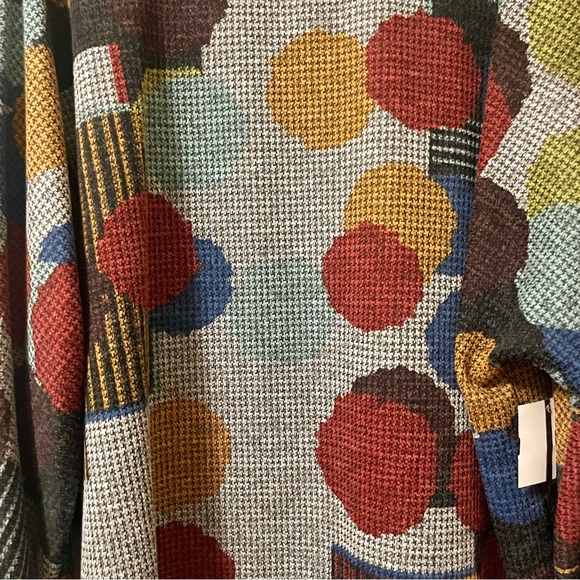🏷️ talk of the walk • gray multicolor circle dot abstract knit pullover sweater - Picture 5 of 14